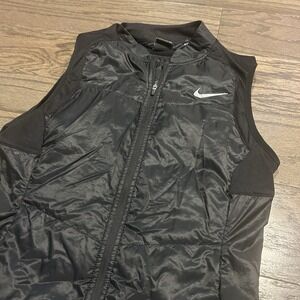 Nike Vest Womens Small Black Poly Fill Running Reflective Hiking Windbreaker